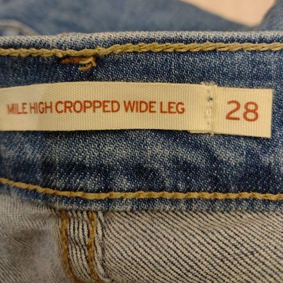 Levi's Mile High Cropped Wide Leg Jeans Button Fly Medium Wash - Picture 7 of 11